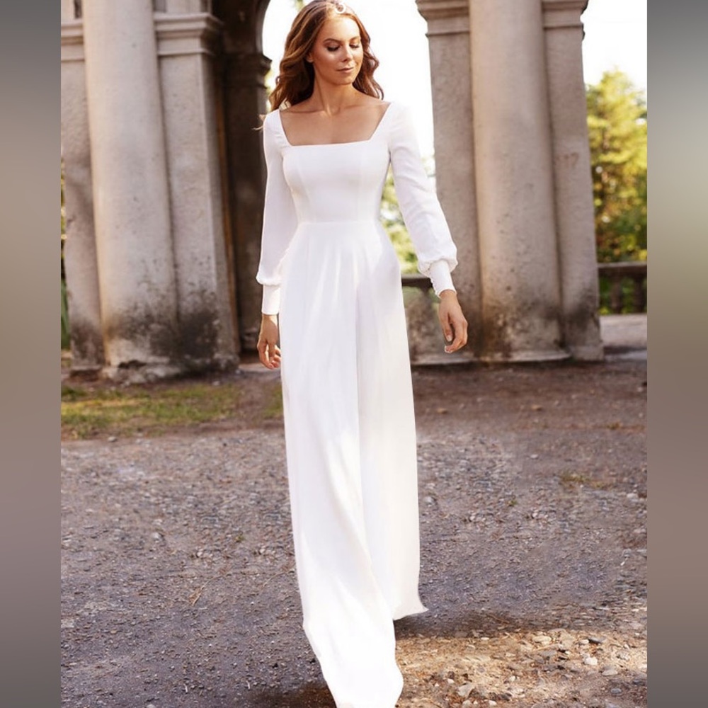 Ivory bridal jumpsuit from Milanoo.